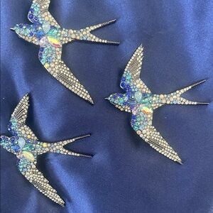 Elegant Silver and Blue Swallow Brooch Set